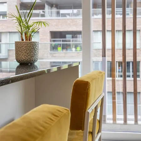 Lecomte - - 176 アパート *