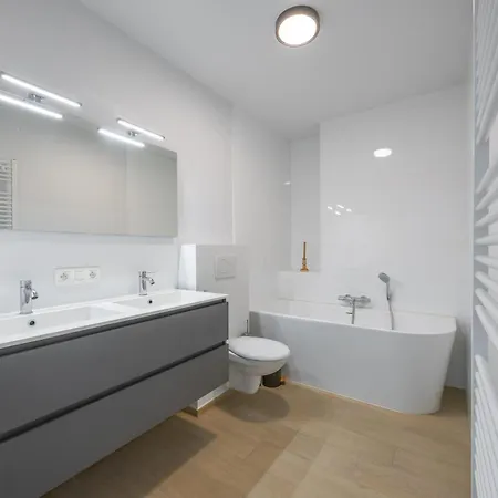 アパート Lecomte - - 176